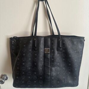 LARGE MCM TOTE BAG